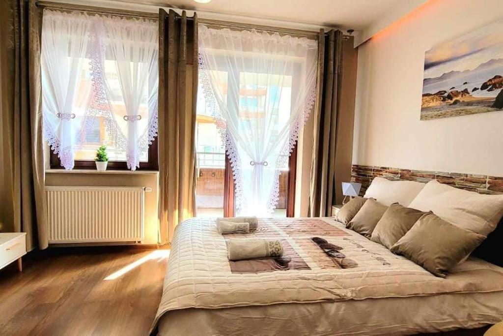 Modern Sandy Down Town, Aquapark, Free Parking Apartament