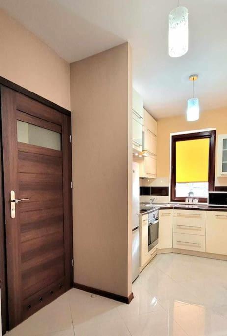 Apartment Modern Sandy Down Town, Aquapark, Free Parking *
